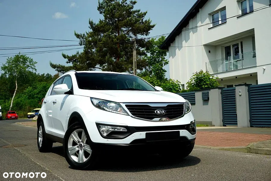Kia Sportage 1.7 CRDI 2WD Dream-Team Edition - 2