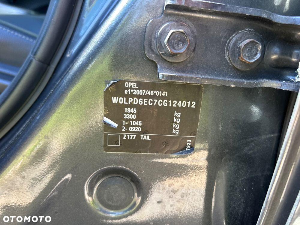 Opel Astra 1.4 Turbo 150 Jahre - 26