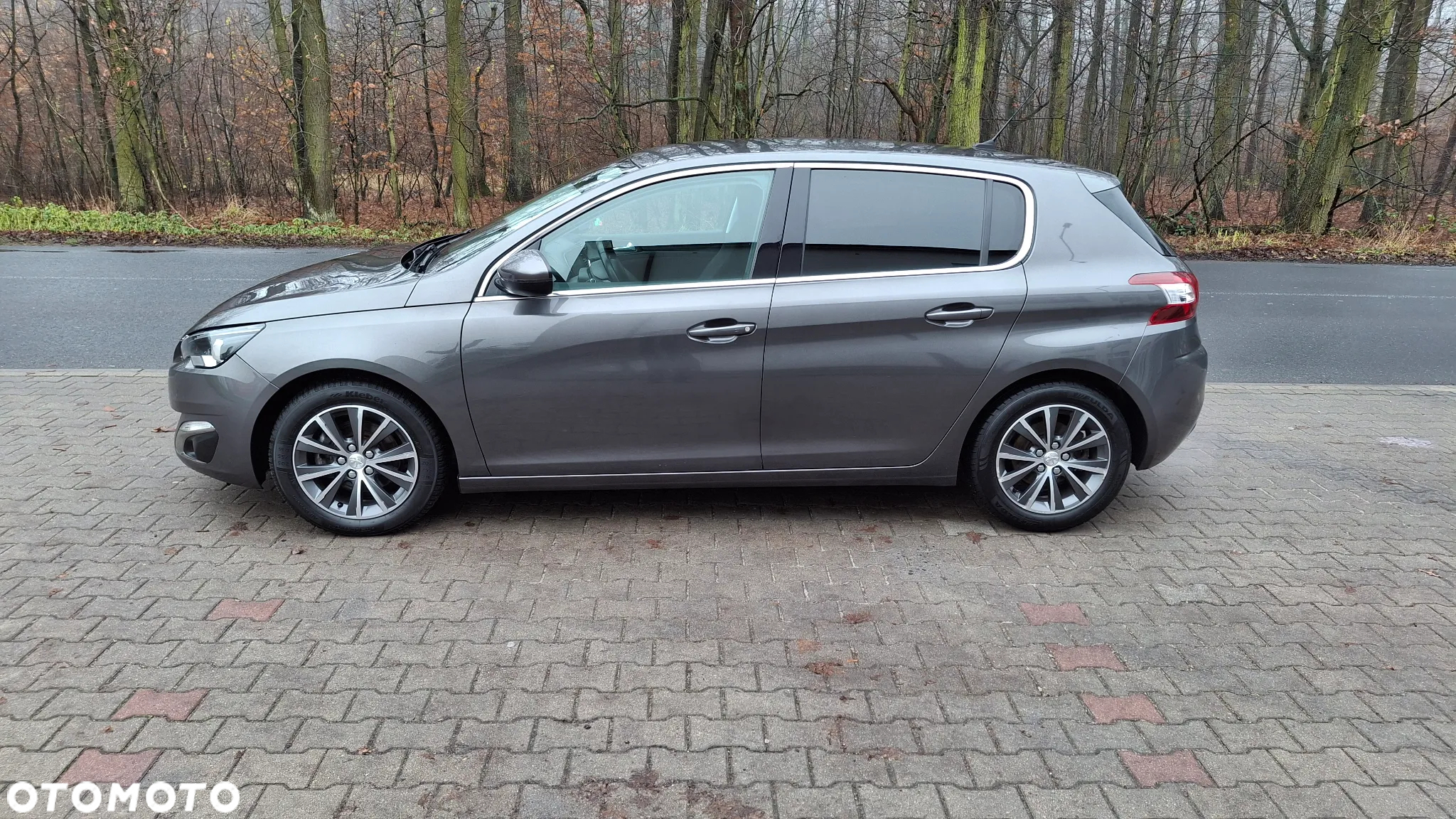 Peugeot 308 1.2 PureTech Allure S&S EAT6 - 6
