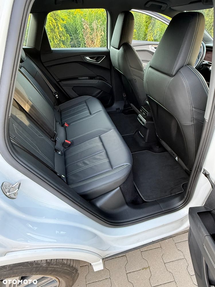 Audi Q4 e-tron 45 77kWh Quattro Advanced - 7