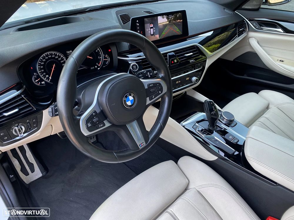 BMW 525 d Pack M Auto - 27