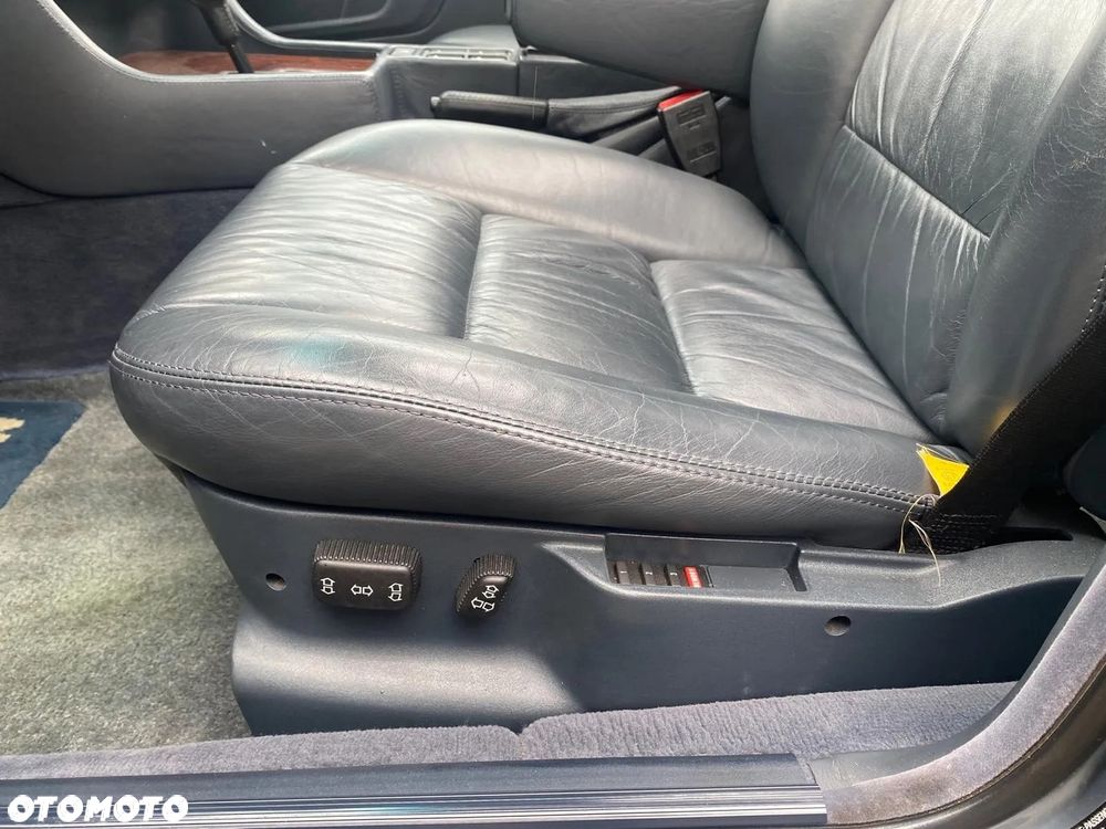 BMW Seria 7 750iL - 8