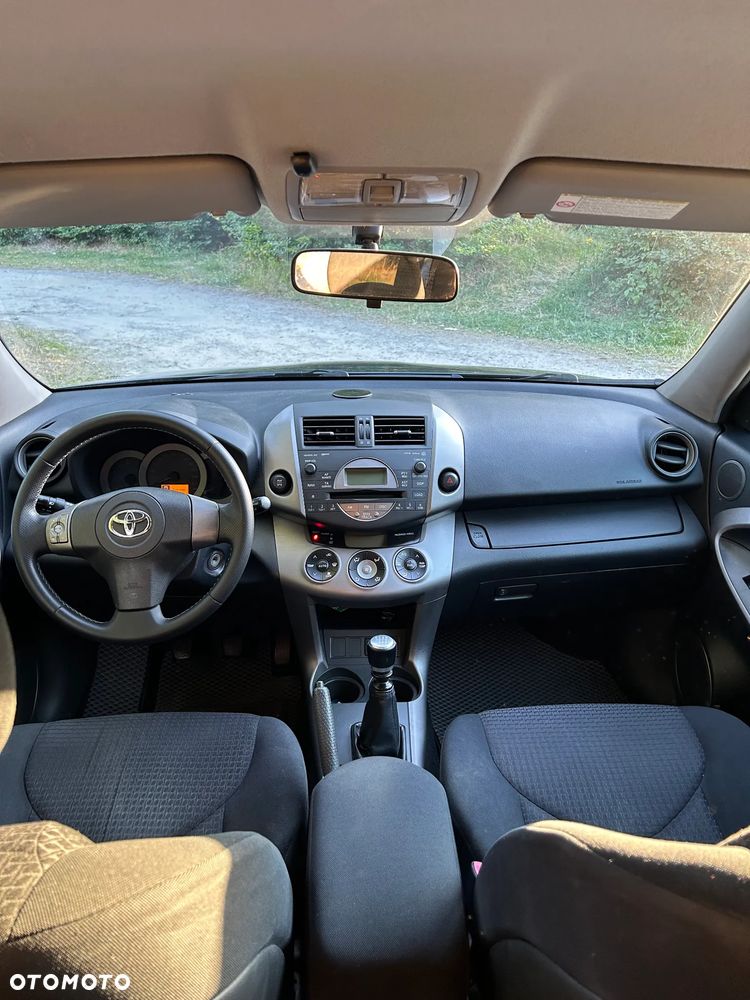 Toyota RAV4 2.2 D-4D Premium - 7