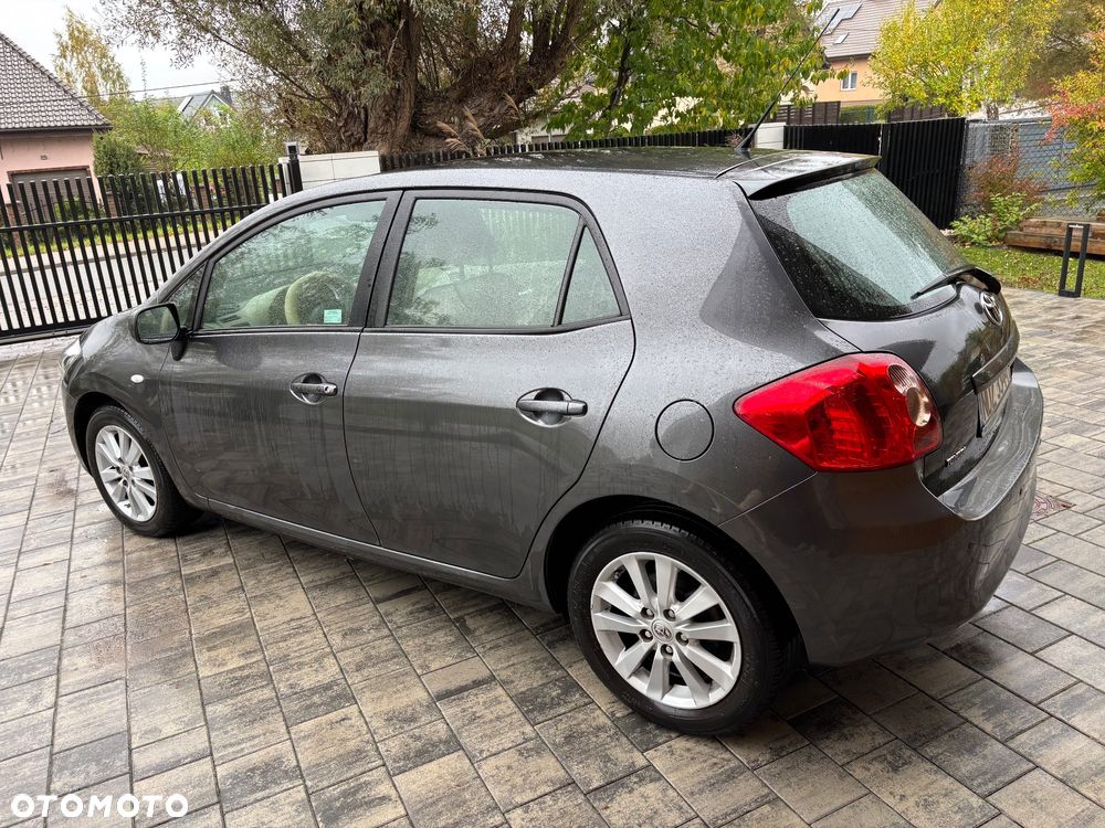 Toyota Auris 1.6 VVT-i Premium MM - 12