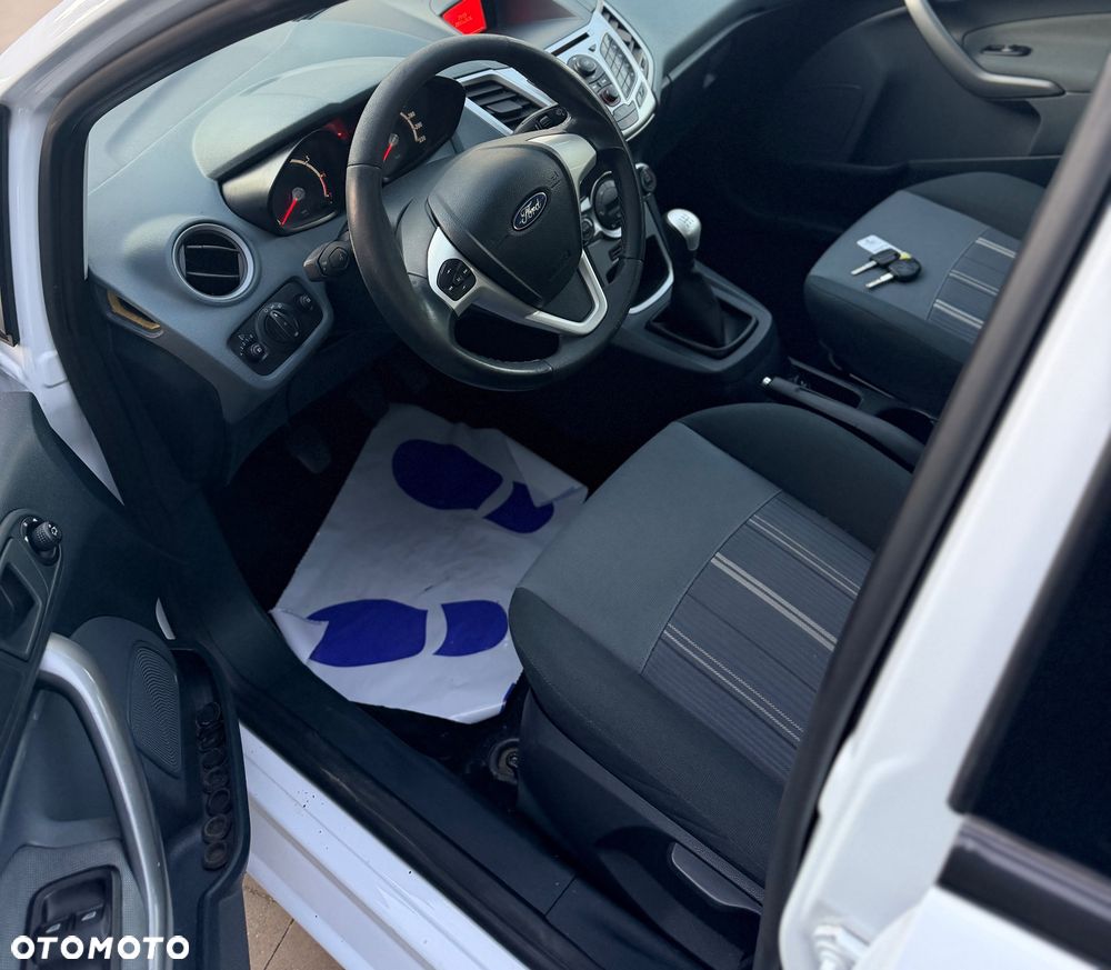 Ford Fiesta 1.25 Platinium X EU5 - 13