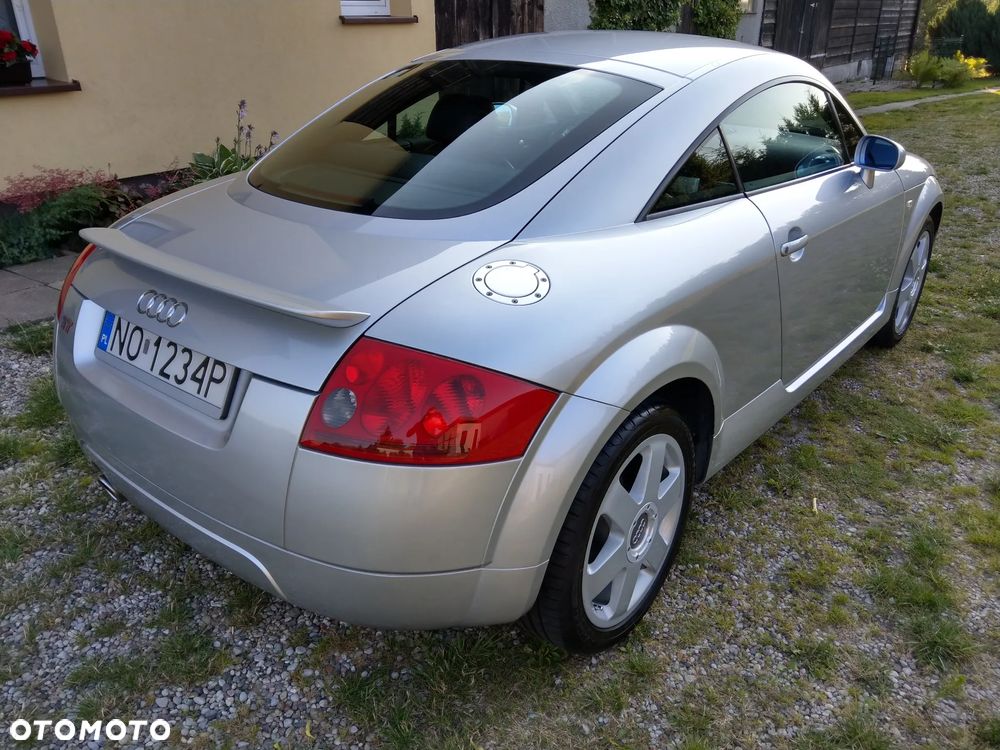 Audi TT Coupé 1.8T - 5