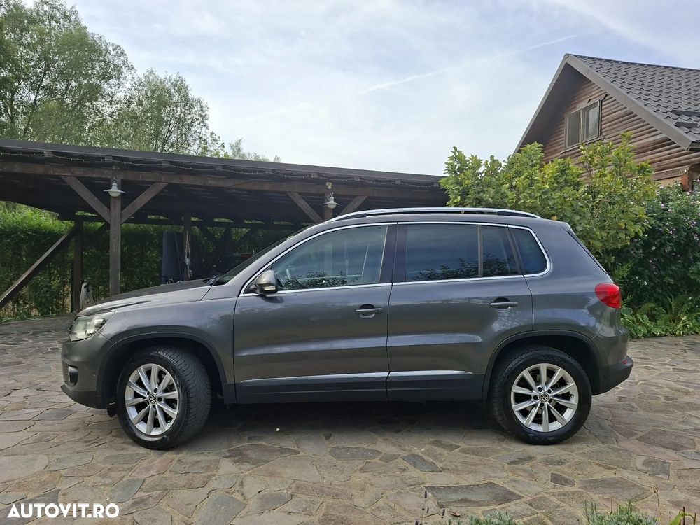 Volkswagen Tiguan 2.0 TDI 4Motion DSG Sport & Style - 3