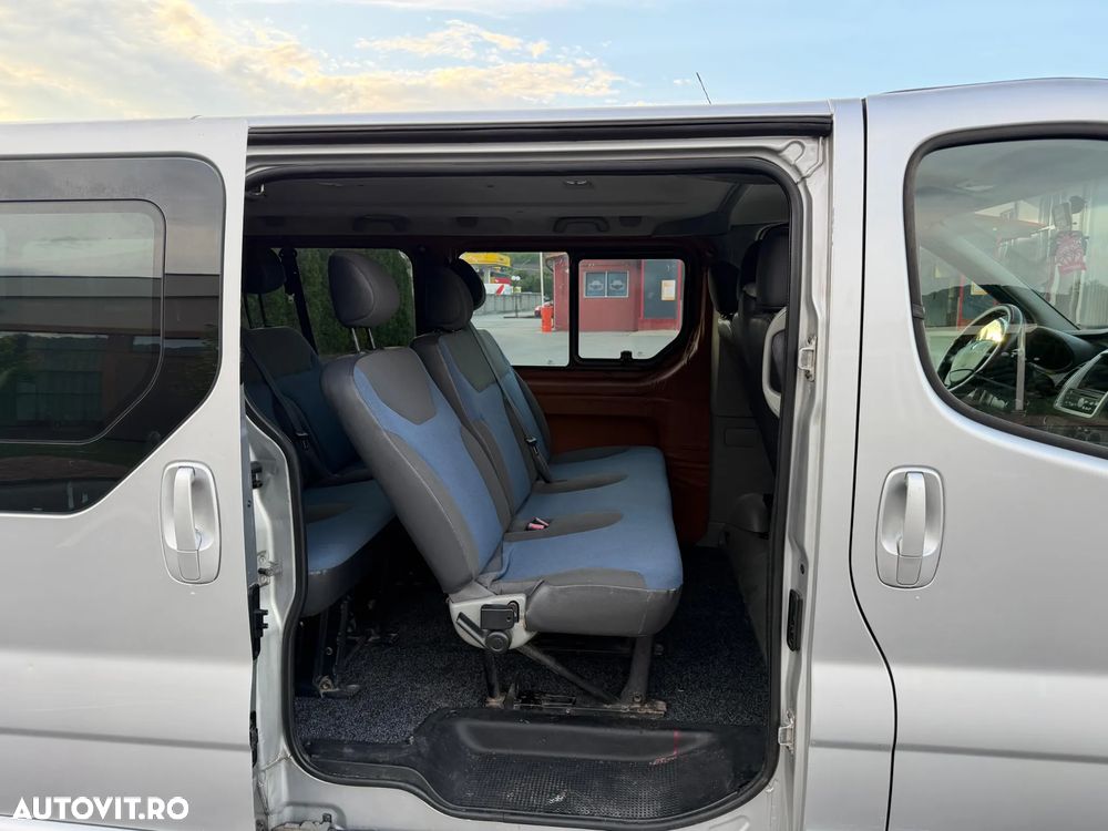 Renault Trafic Passenger L1H1 Authentique - 6