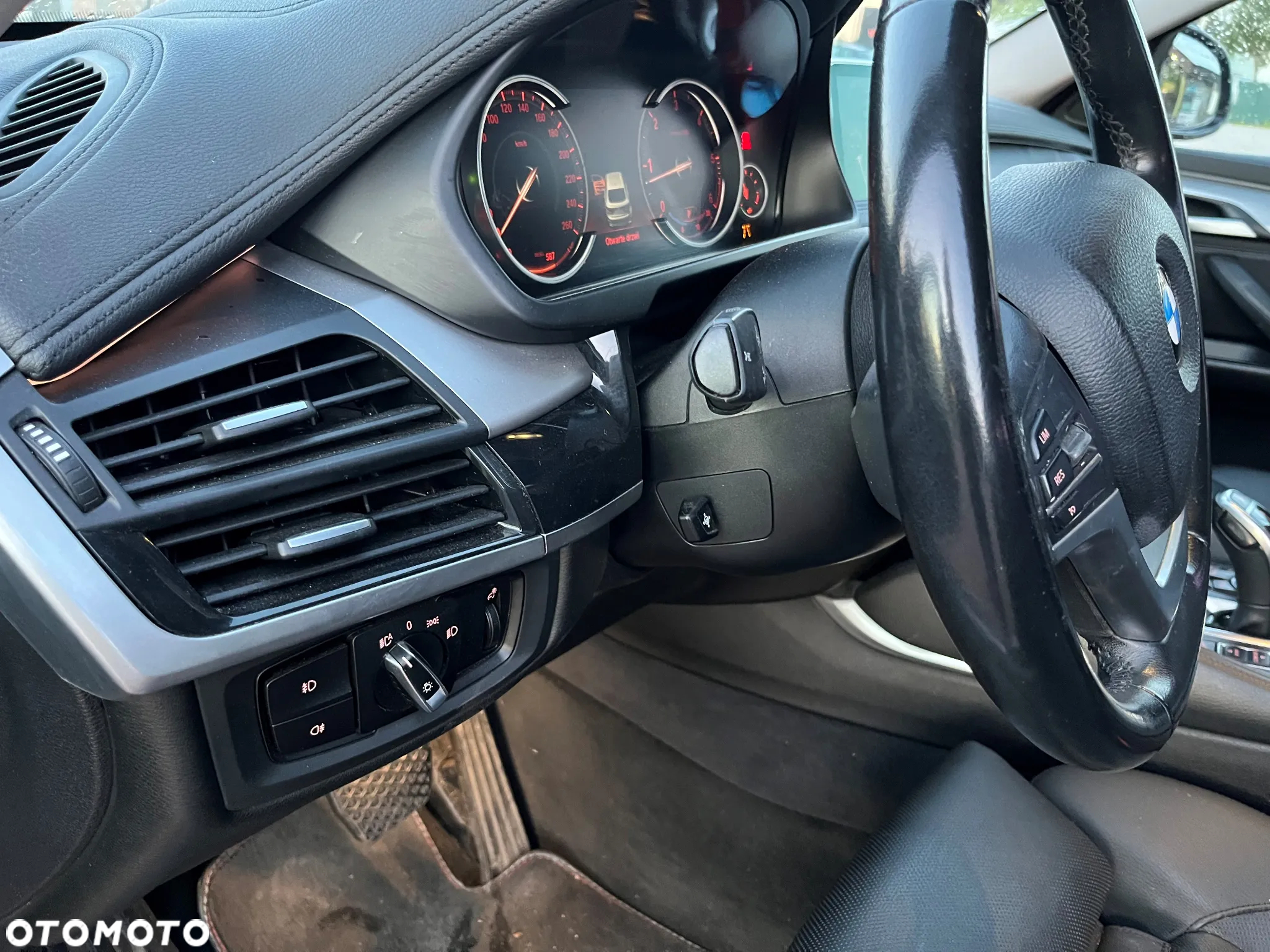 BMW X6 xDrive40d - 18