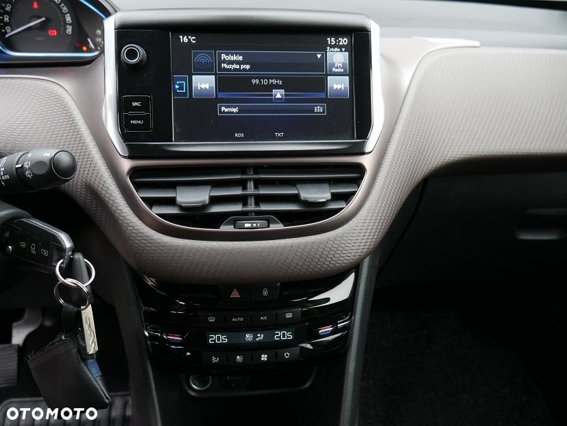 Peugeot 2008 120 VTI Allure - 16