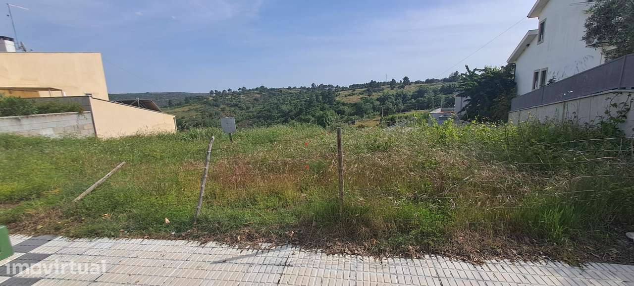 Lote de terreno para construção, Miranda do Douro - Grande imagem: 2/19