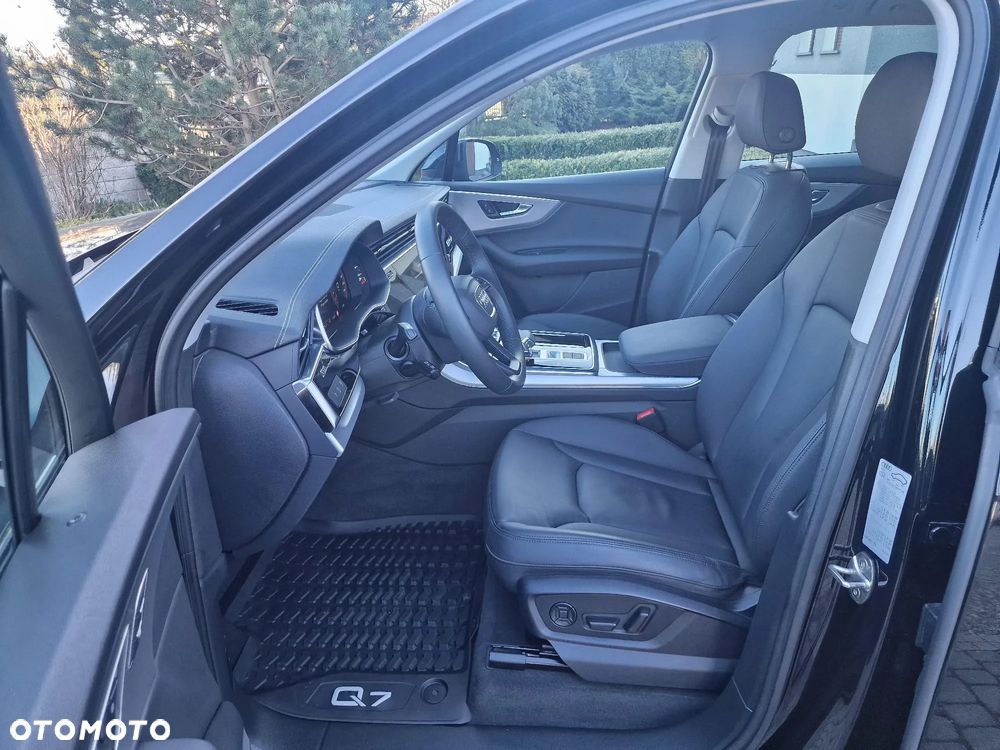 Audi Q7 TFSI mHEV 250 kW Quattro Tiptr - 23