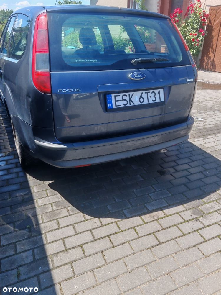 Ford Focus - 4