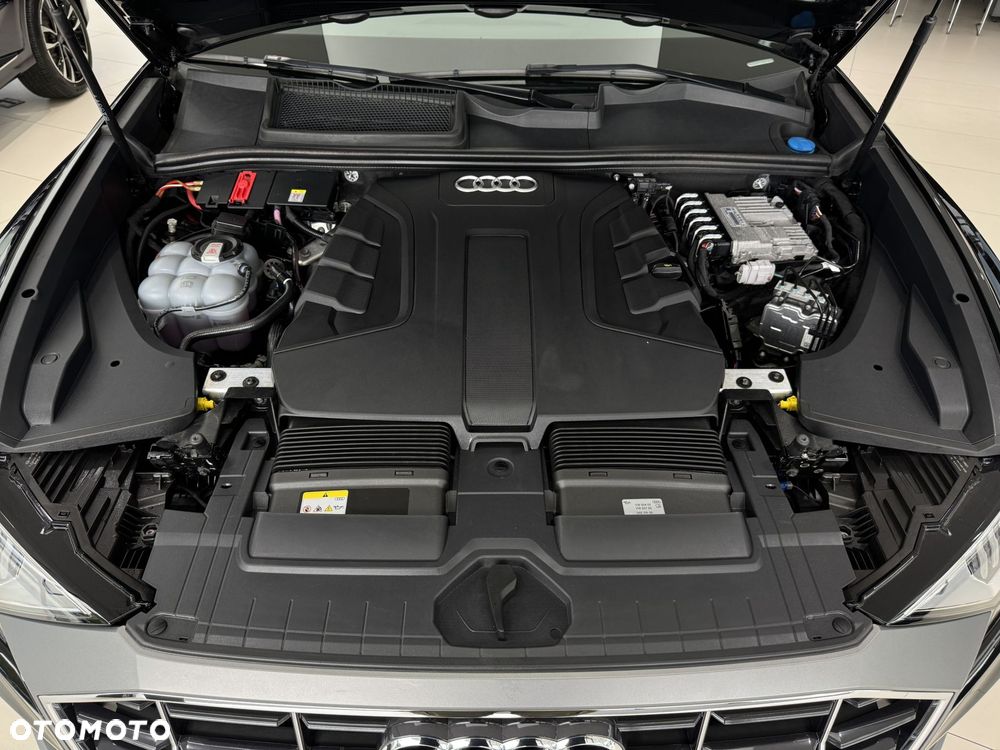 Audi Q8 45 TDI mHEV Quattro Tiptronic - 23