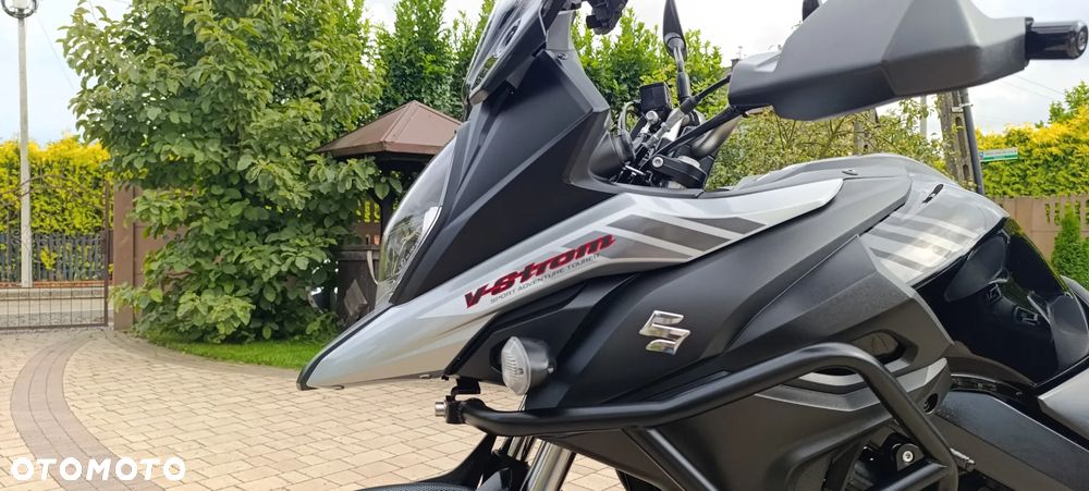 Suzuki V-STROM - 38