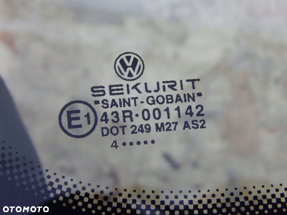 vw t5 caravelle multivan szyba karoseryjna prawa tył as2 anteny 04 - 4