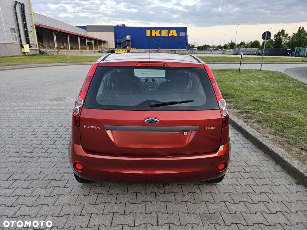 Ford Fiesta - 2