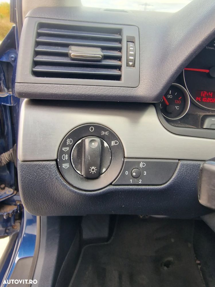 Audi A4 1.9 TDI Avant - 11