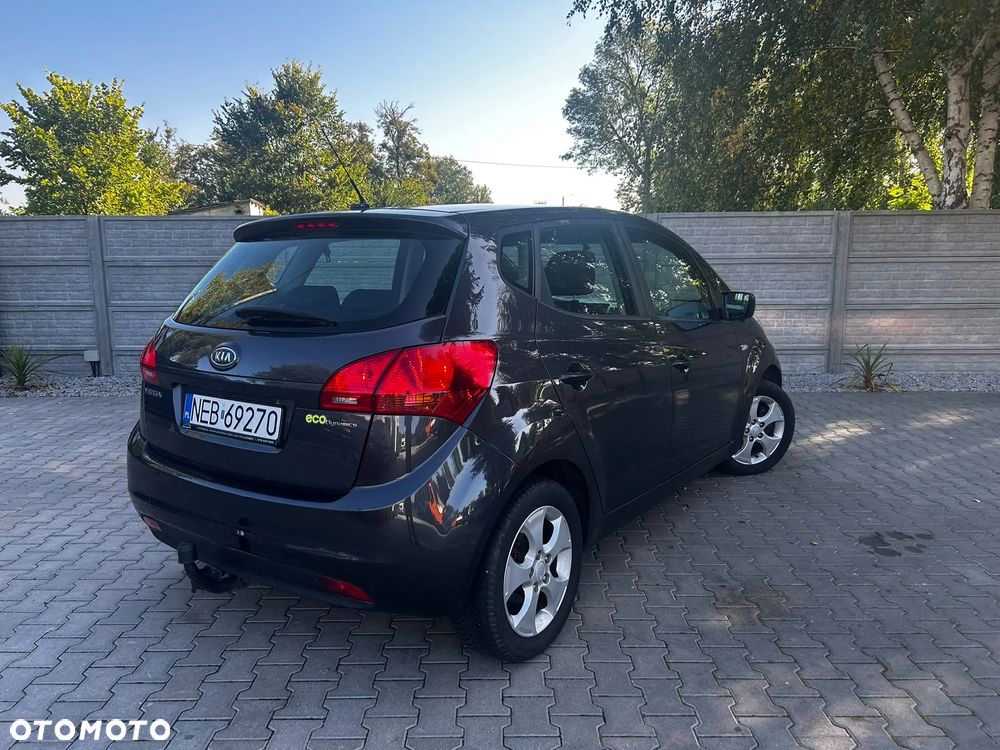 Kia Venga 1.4 L - 5