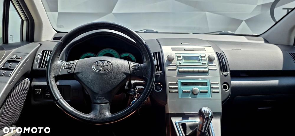 Toyota Corolla Verso 1.8 Luna - 21