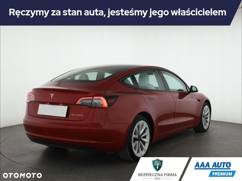Tesla Model 3 - 7