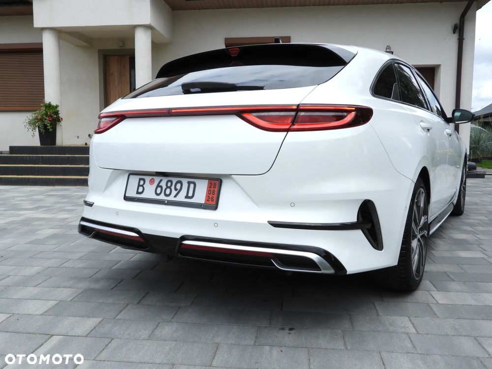 Kia ProCeed 1.5 T-GDI DCT7 OPF GT LINE - 20