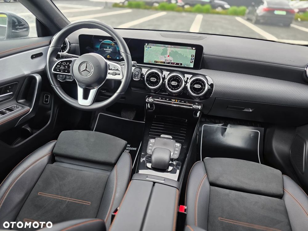 Mercedes-Benz CLA 180 d 8G-DCT AMG Line Advanced Plus - 23