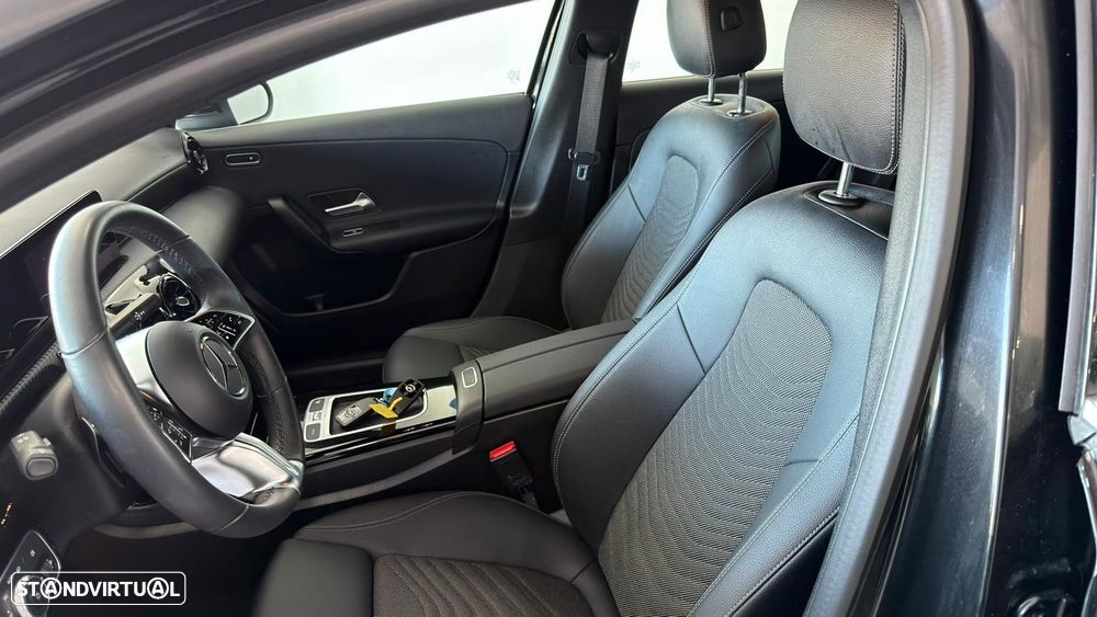 Mercedes-Benz A 250 e - 4