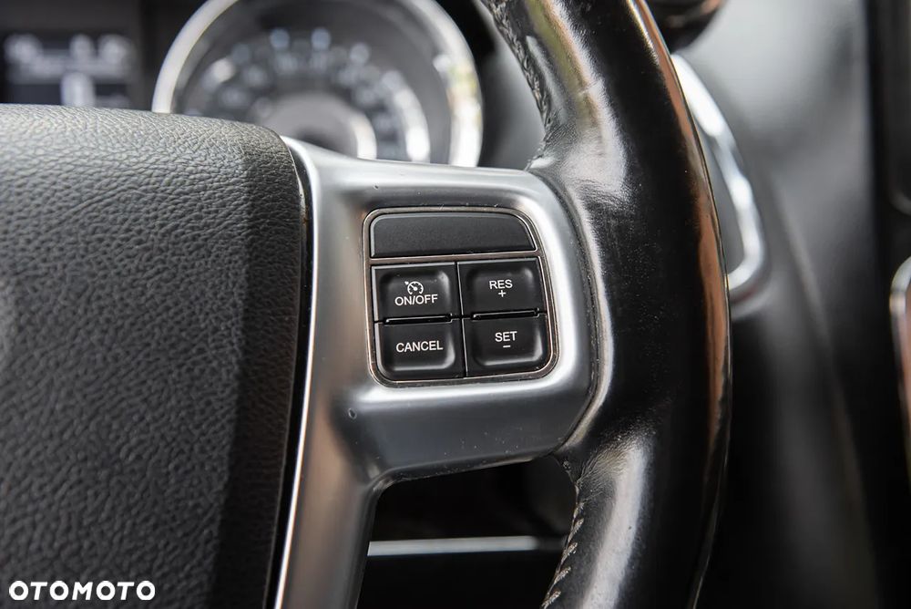 Lancia Voyager 3.6 Platinum Euro6 - 21