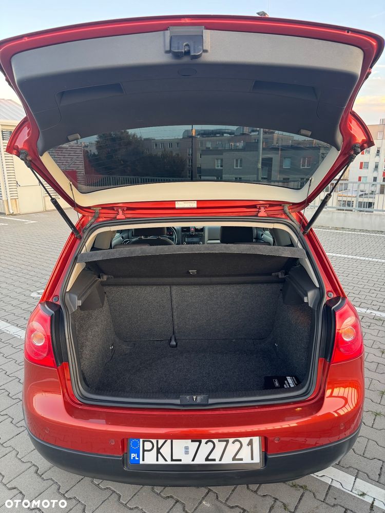 Volkswagen Golf - 12