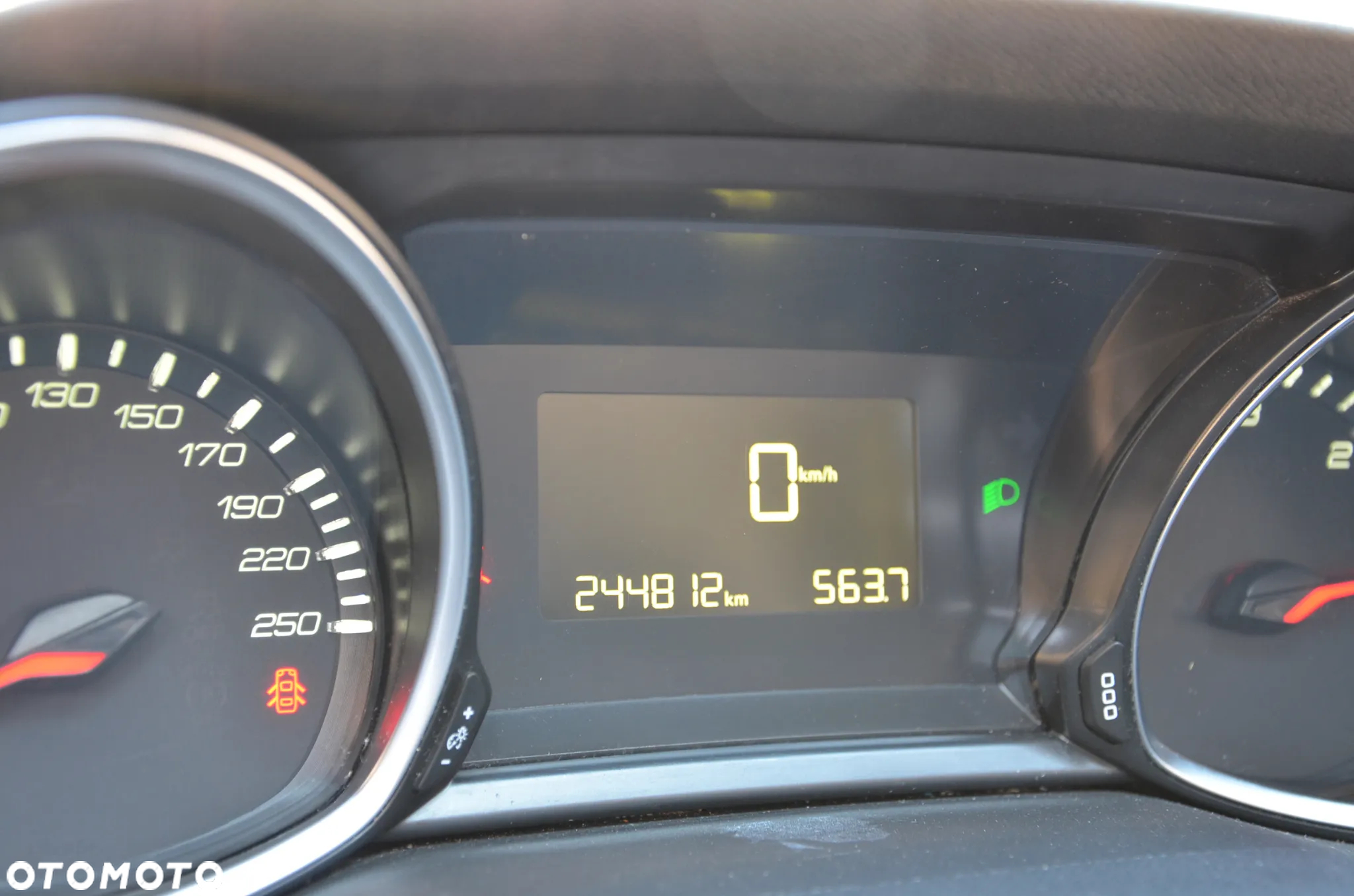 Peugeot 308 SW 1.5 BlueHDi Business Line S&S - 18