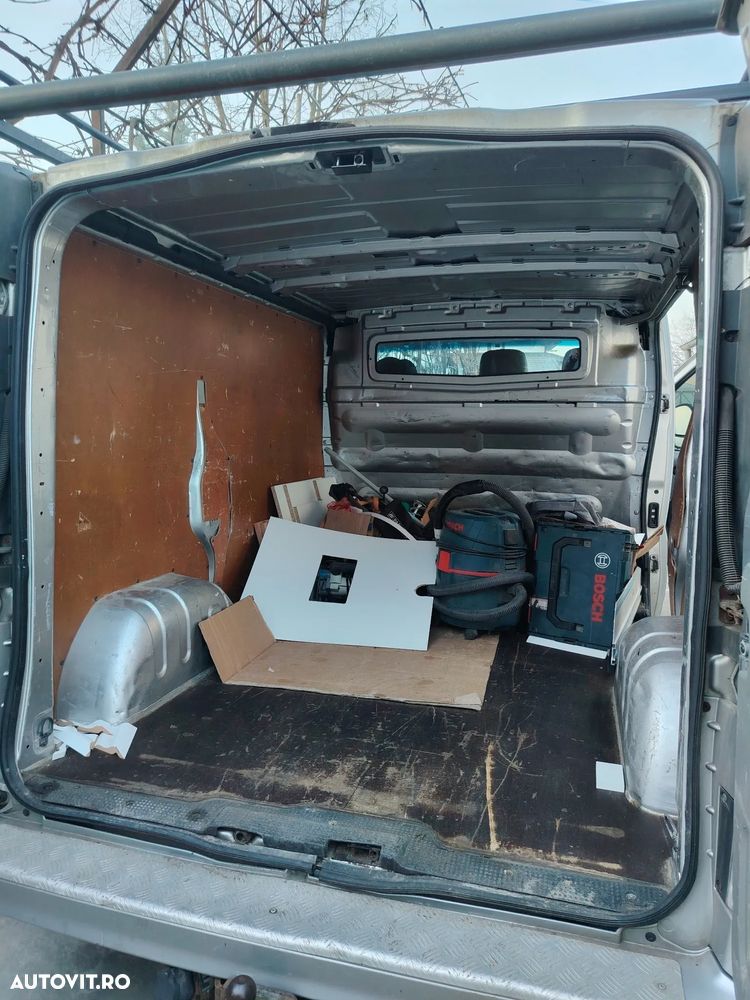 Opel Vivaro - 16