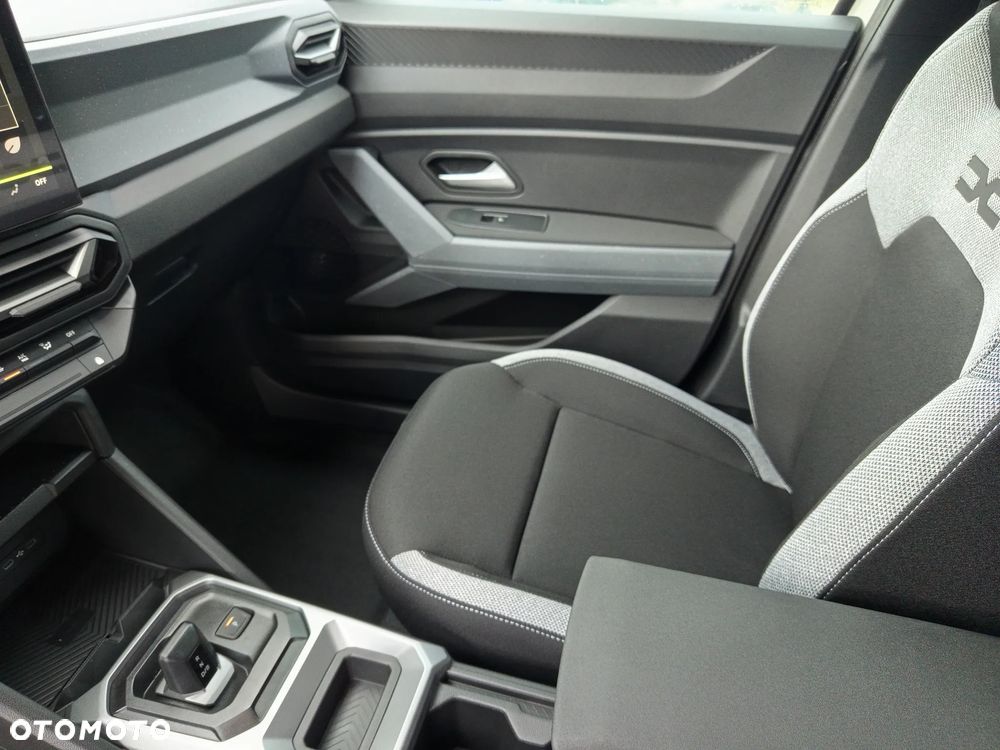 Dacia Duster 1.8 Full Hybrid 155 Journey MMT - 12