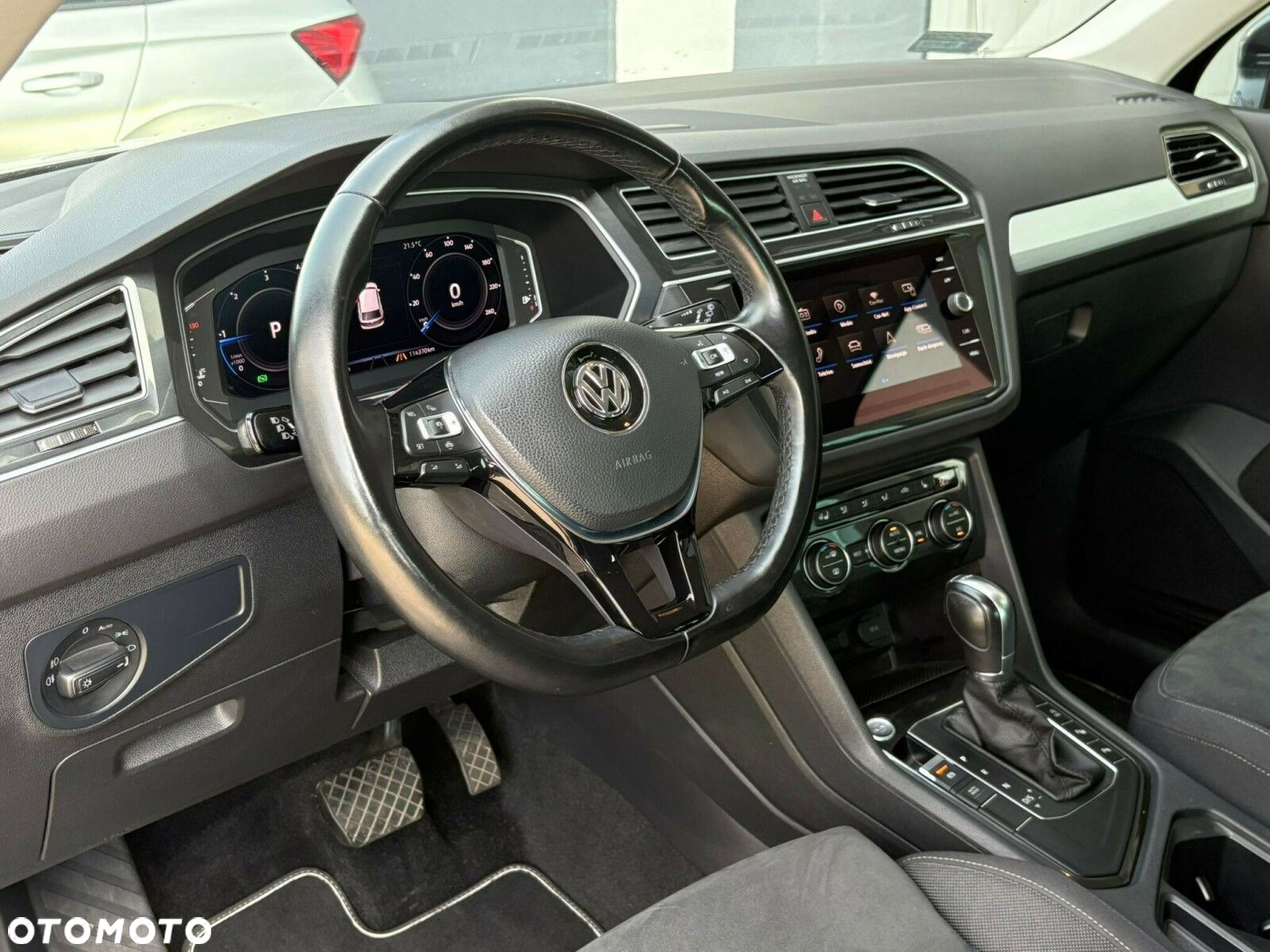 Volkswagen Tiguan 2.0 TDI BMT SCR Comfortline DSG - 9