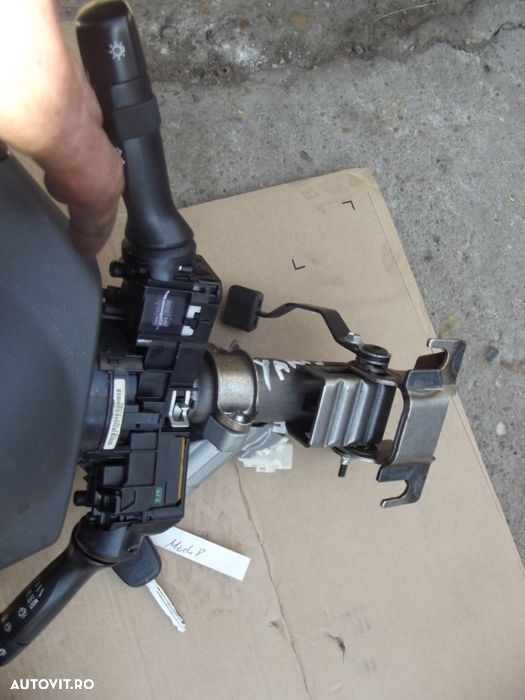 Bloc Lumini Toyota Yaris 2005-2011 manete semnalizare stergatoare - 1