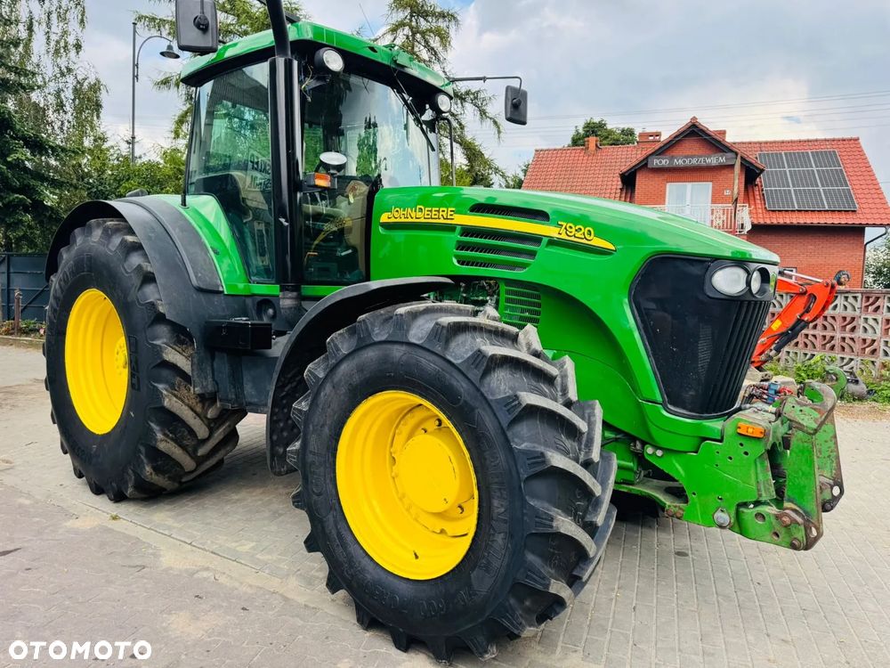 John Deere 7920 - 3