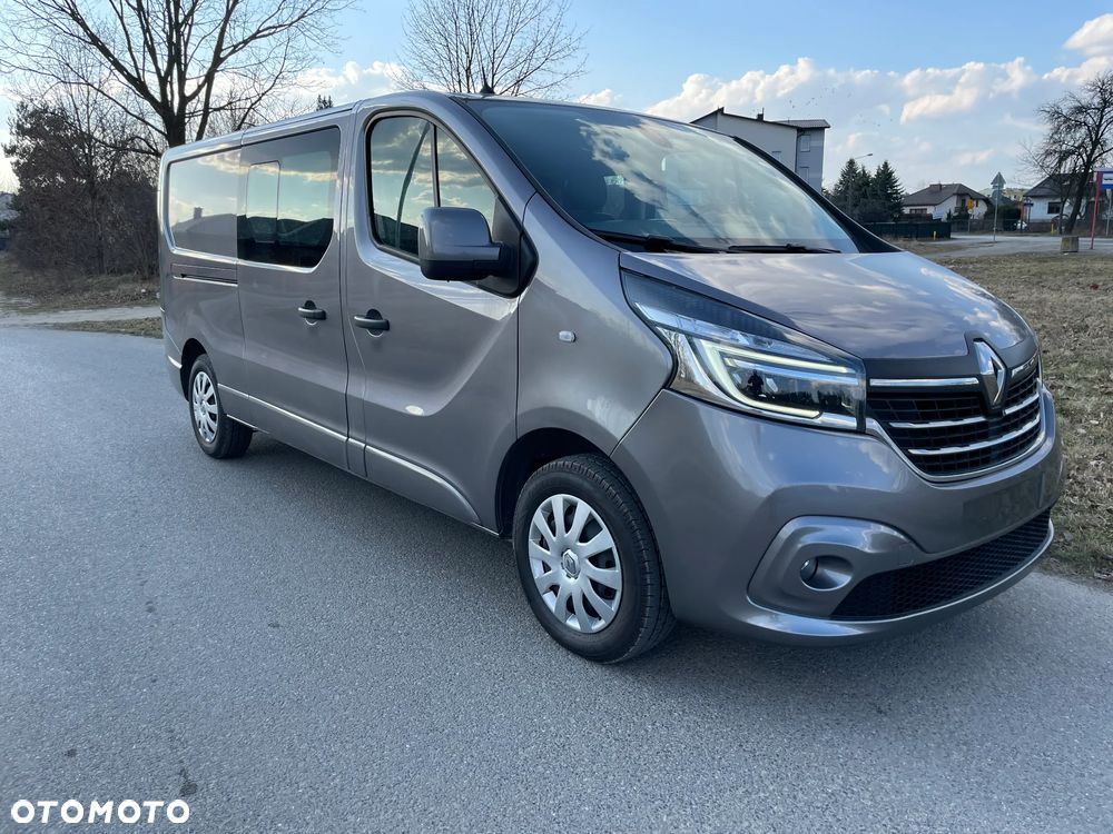 Renault TRAFIC - 2