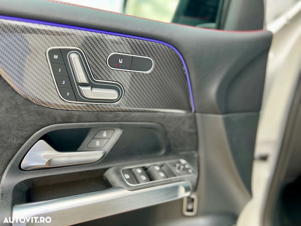 Mercedes-Benz GLB - 9