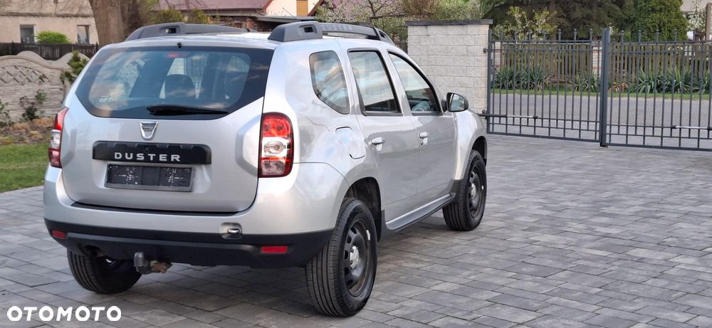 Dacia Duster 1.6 16V 105 4x2 Essentiel - 9