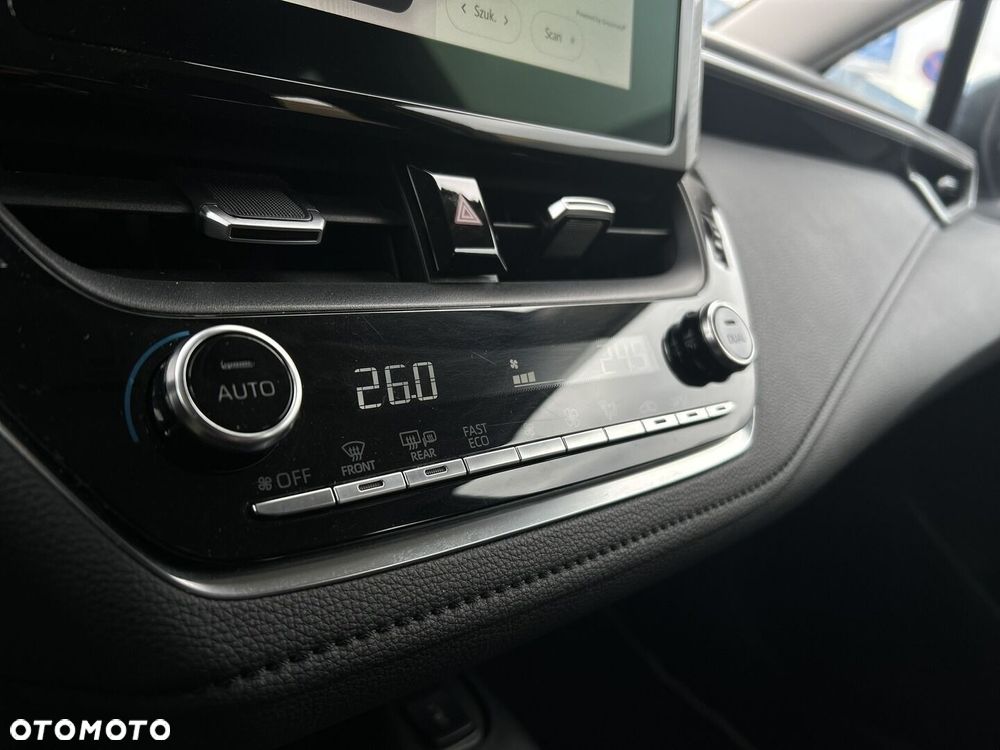 Toyota Corolla 1.8 Hybrid Comfort - 33
