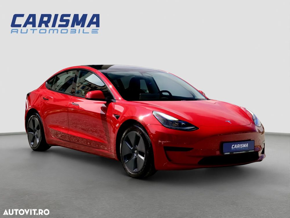 TESLA Model 3 2021
