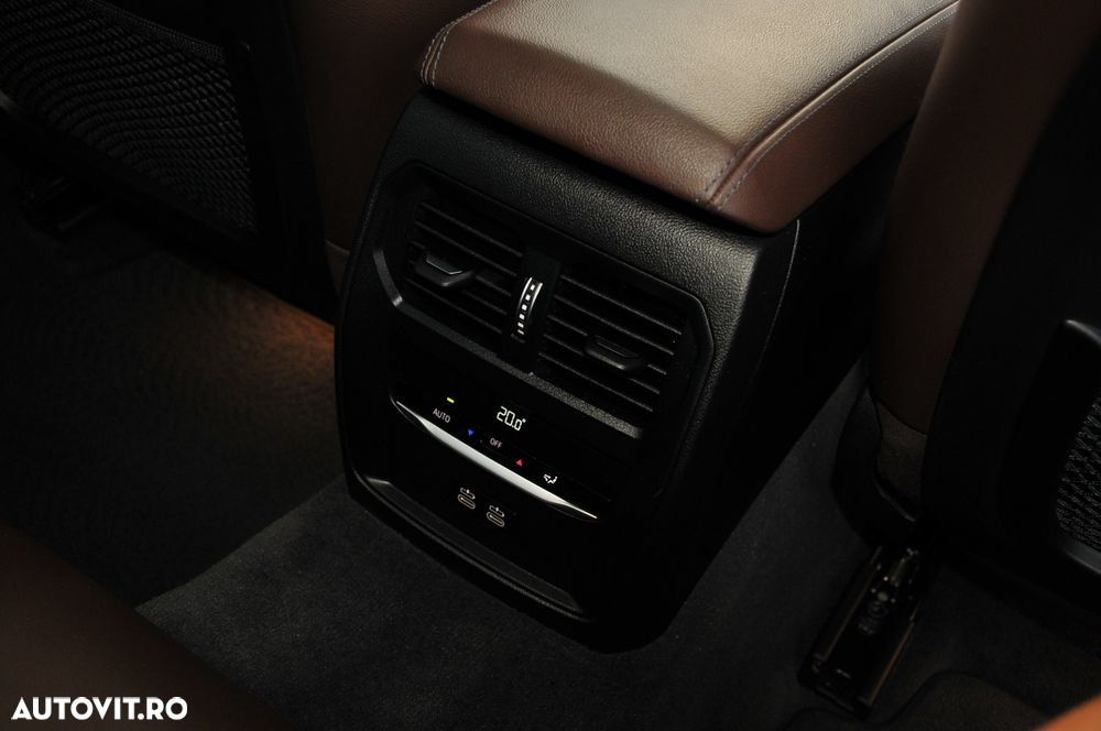 BMW Seria 3 330d xDrive AT MHEV - 35