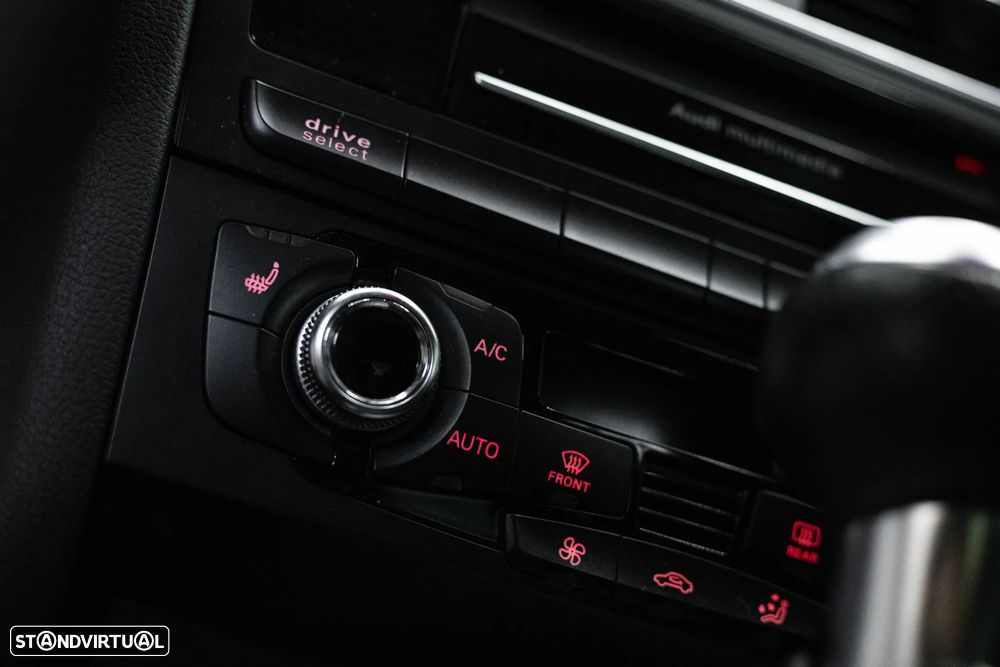 Audi RS5 4.2 FSi quattro - 40