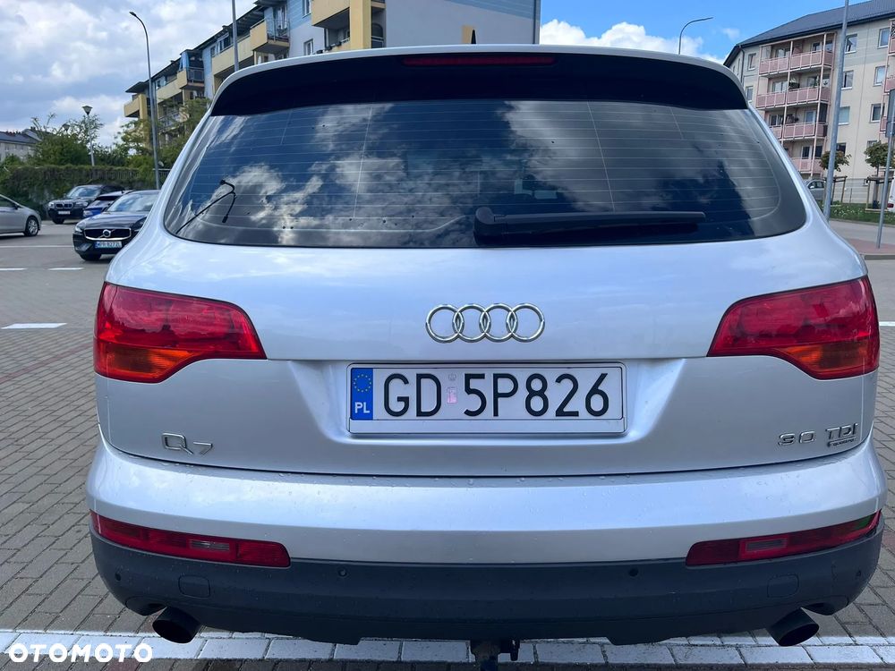 Audi Q7 - 8