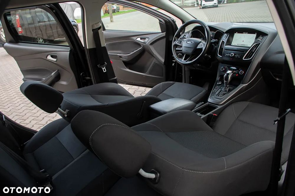 Ford Focus - 26