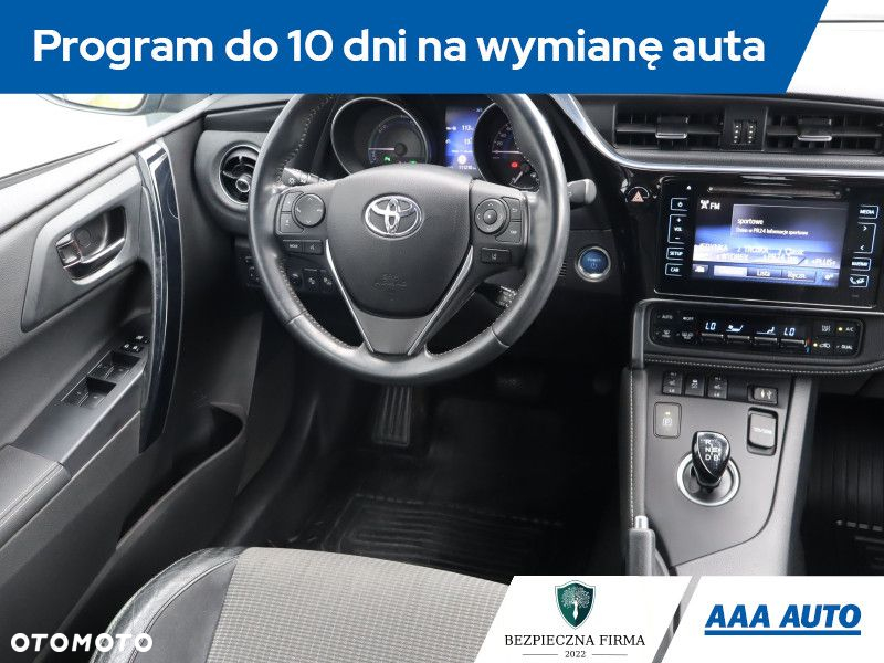 Toyota Auris - 8