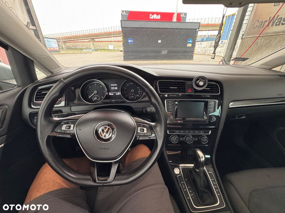 Volkswagen Golf 1.6 TDI BMT Highline DSG - 12
