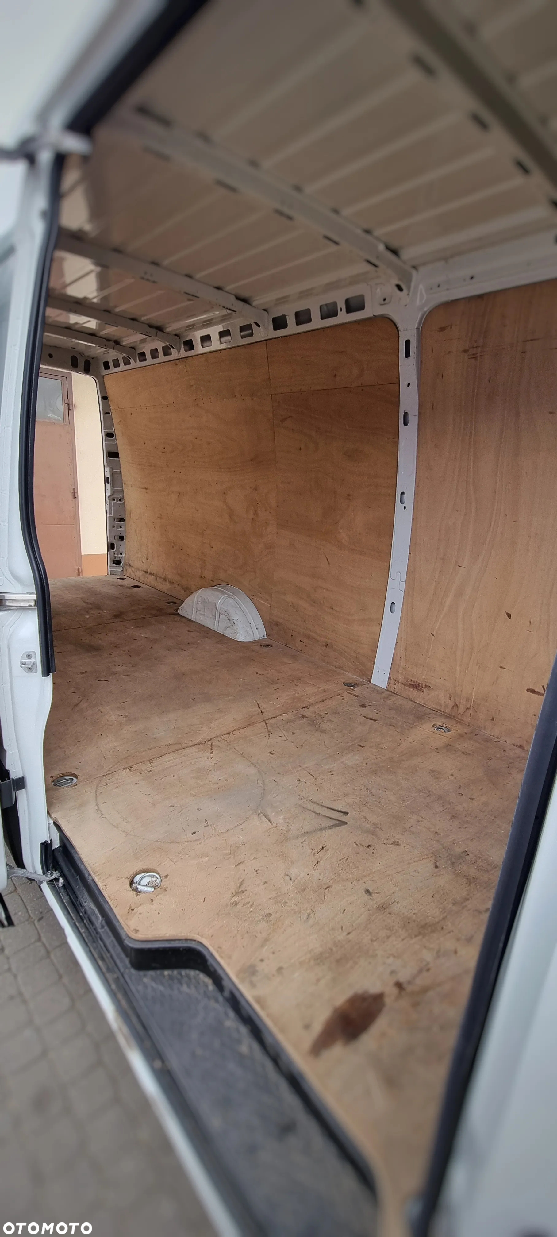 Iveco 35s14 - 5