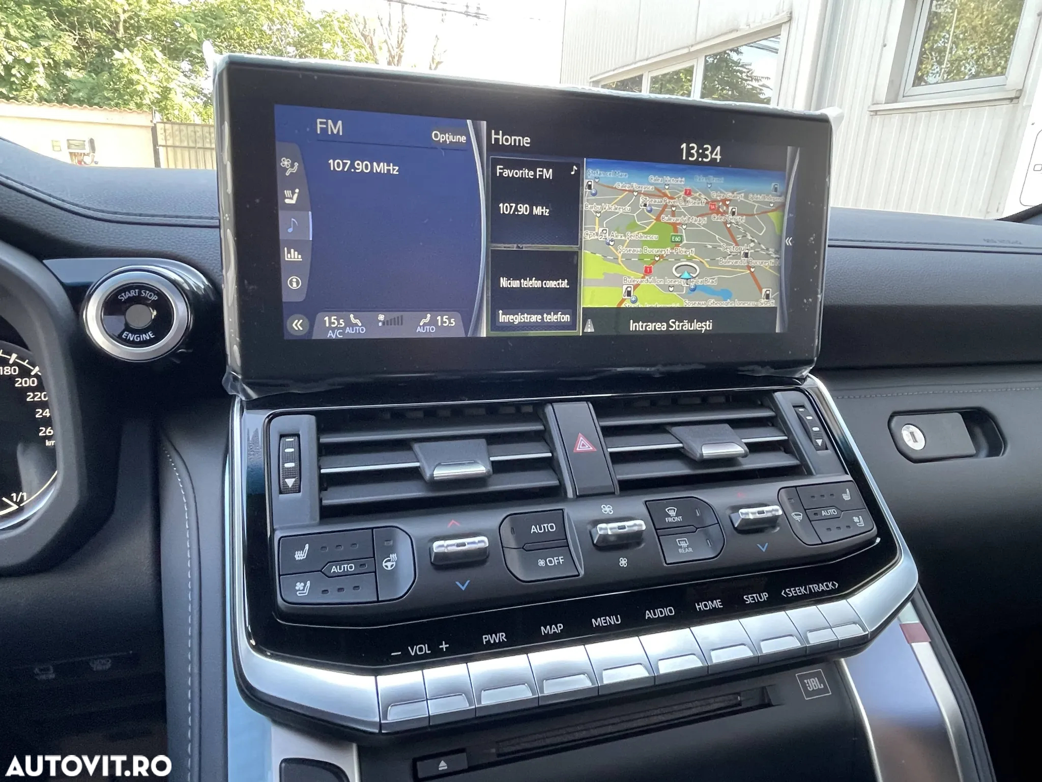 Toyota Land Cruiser 300 - 15