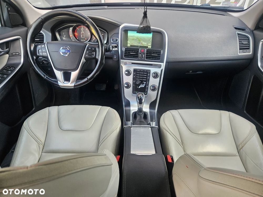 Volvo XC 60 D4 Geartronic Ocean Race - 23